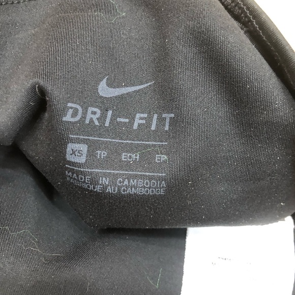 Nike Women’s Black & Gray 'Just Do It' Athletic Leggings - Picture 4 of 6